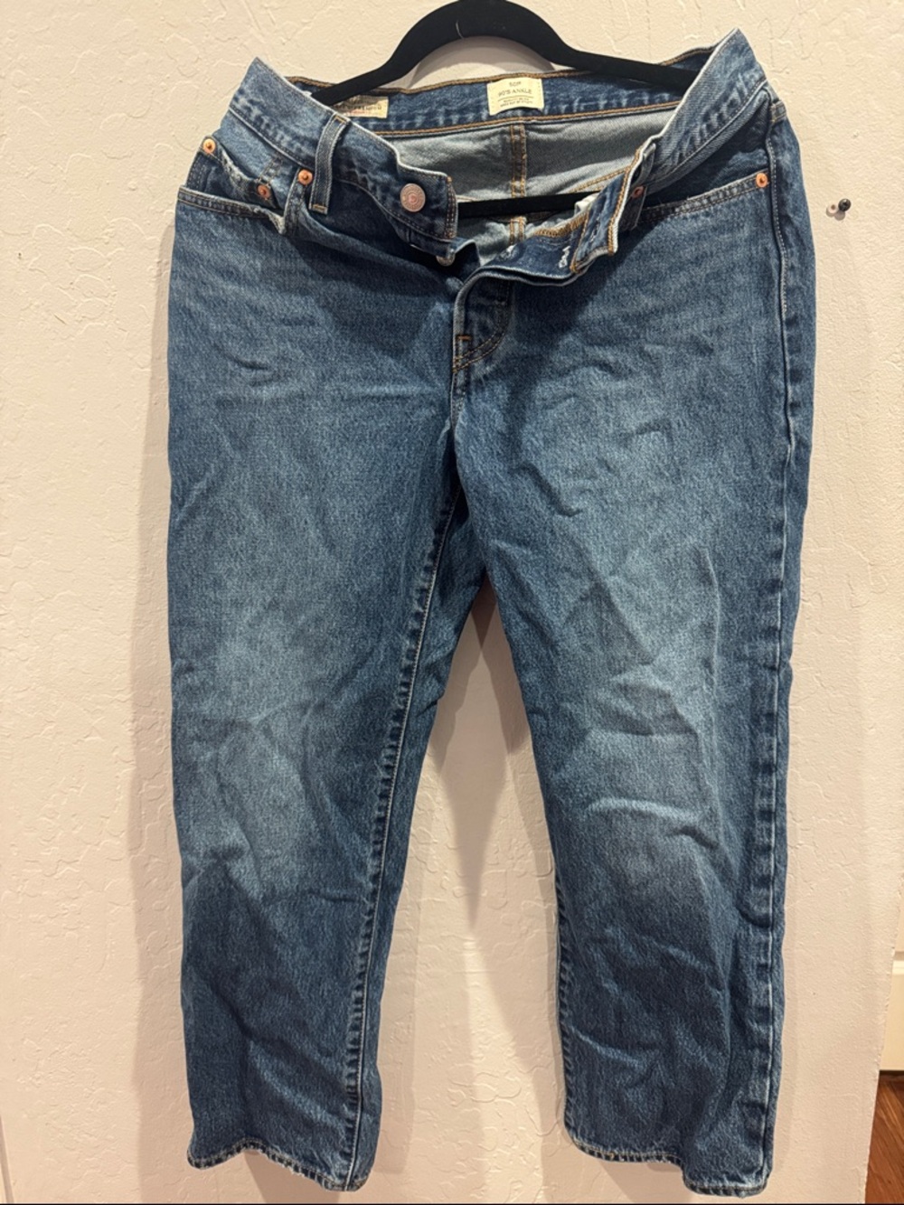 Levi's Women's Straight Leg Jeans in Blue Denim